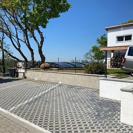 Chatka - C - Vyhlidka Nad Rekou Zdiby Exterior foto